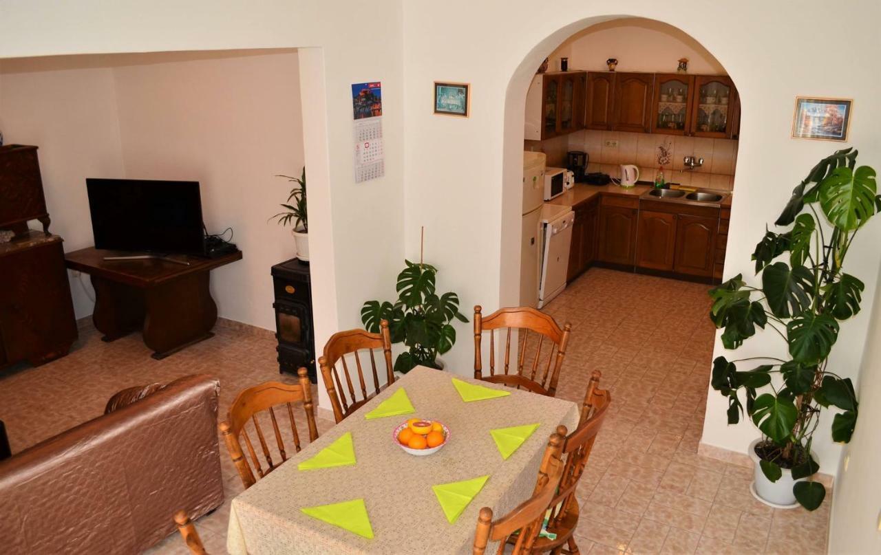 פירובאץ Apartman Rosa מראה חיצוני תמונה